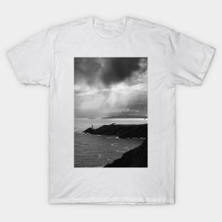 Howth Cliffs, Dublin, Ireland, black and white T-Shirt